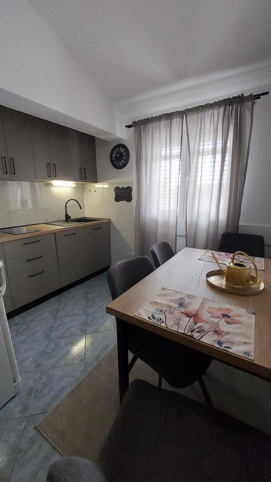 Apartments Tomic Biograd Na Moru Exteriér fotografie